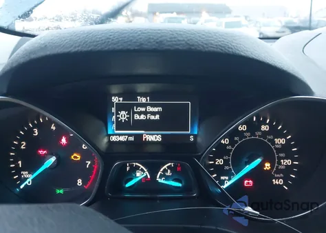 2018 Ford Escape S z USA, uszkodzony, nr VIN 1FMCU0F73JUB80831